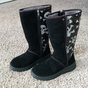 Authentic skull Uggs